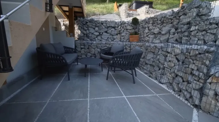 Amerikanac dovr&scaron;io uređenje kuće koju je kupio za pet tisuća eura u Zagorju, pogledajte je sada