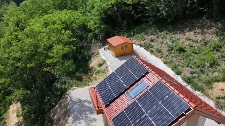 Amerikanac dovr&scaron;io uređenje kuće koju je kupio za pet tisuća eura u Zagorju, pogledajte je sada