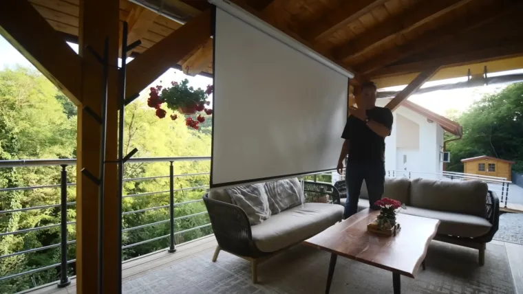 Amerikanac dovr&scaron;io uređenje kuće koju je kupio za pet tisuća eura u Zagorju, pogledajte je sada