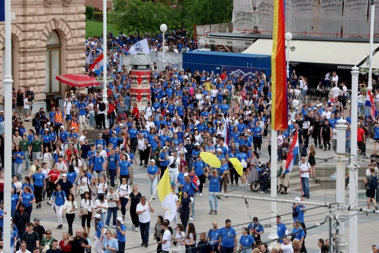 Prelijepi prizori iz Zagreba: Tisuće mladih ispunile ulice grada u velikom hodu