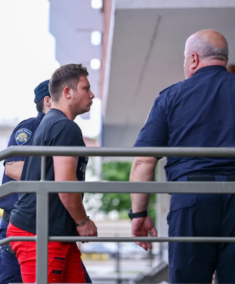 Zbog duga ga ugurali u prtljažnik i pretukli: Ovo je četvorka koja je kod Arene otela mu&scaron;karca