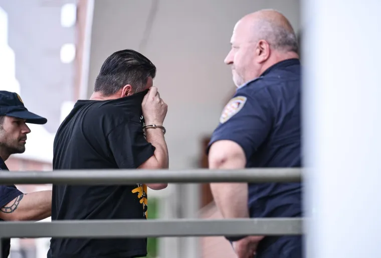 Zbog duga ga ugurali u prtljažnik i pretukli: Ovo je četvorka koja je kod Arene otela mu&scaron;karca