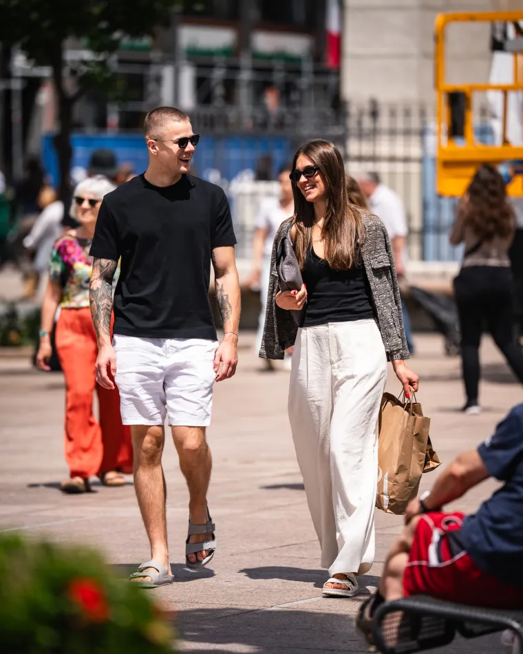 Zagrepčanke pokazale kako se nosi ljeto: Otkrile duge noge, a gdje su samo stigle ovako preplanuti?