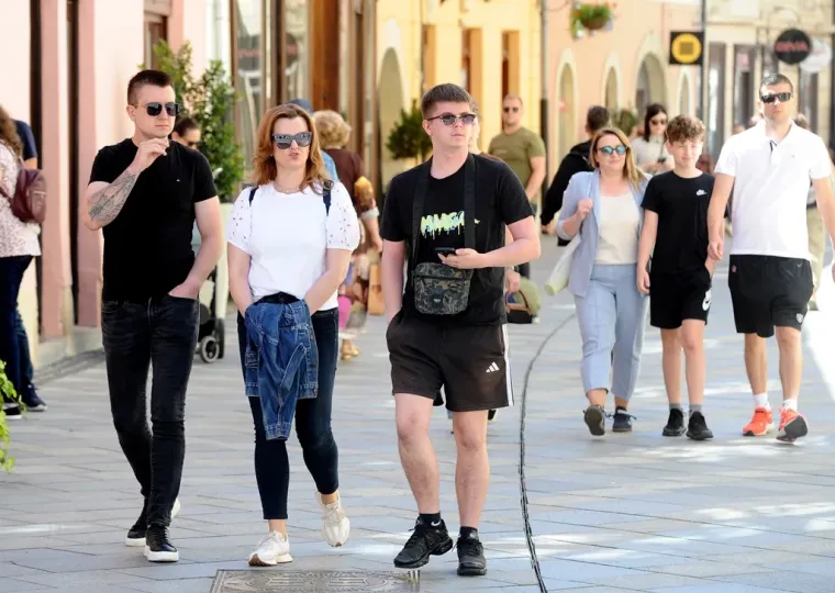 &Scaron;to se nosi u baroknom gradu? Atraktivne Varaždinke znaju kako privući pozornost