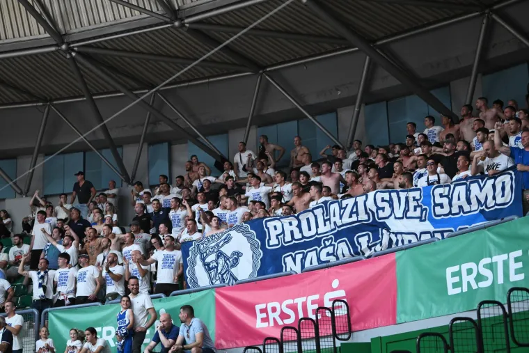 Kaos u Draženovu domu! Navijači krenuli jedni na druge, specijalci spriječili totalni obračun