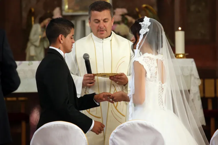 WAGsice i nogometa&scaron;i na jednom mjestu: Ovako je izgledalo IT vjenčanje Louisa i Mateje Ibanez