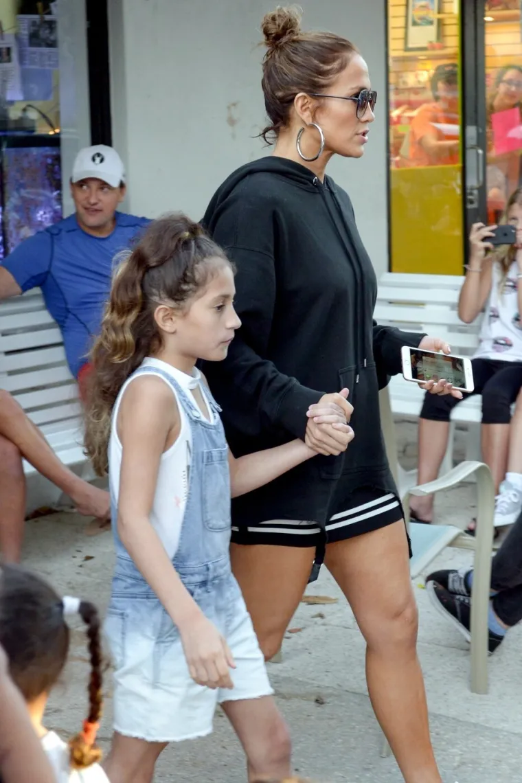 Prepoznajete li ga? Transrodna kći Jennifer Lopez danas se zove Oskar i izgleda potpuno drukčije
