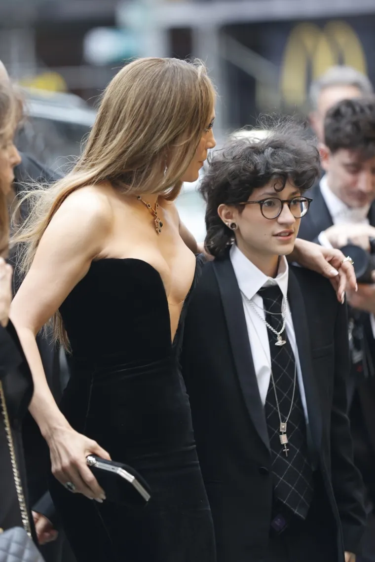 Prepoznajete li ga? Transrodna kći Jennifer Lopez danas se zove Oskar i izgleda potpuno drukčije