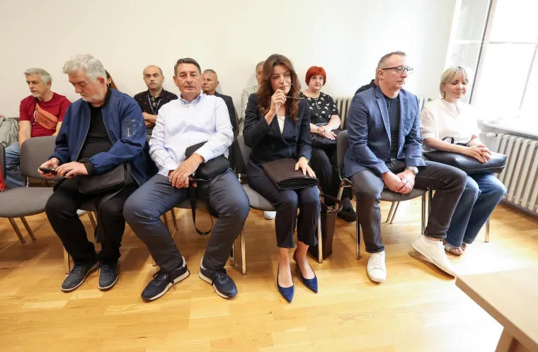 Josipa Plesić (ex Rimac) u sudnici: Blagi osmijeh, besprijekorna frizura i optužnice