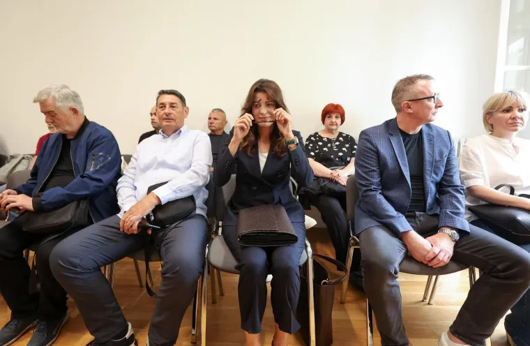 Josipa Plesić (ex Rimac) u sudnici: Blagi osmijeh, besprijekorna frizura i optužnice
