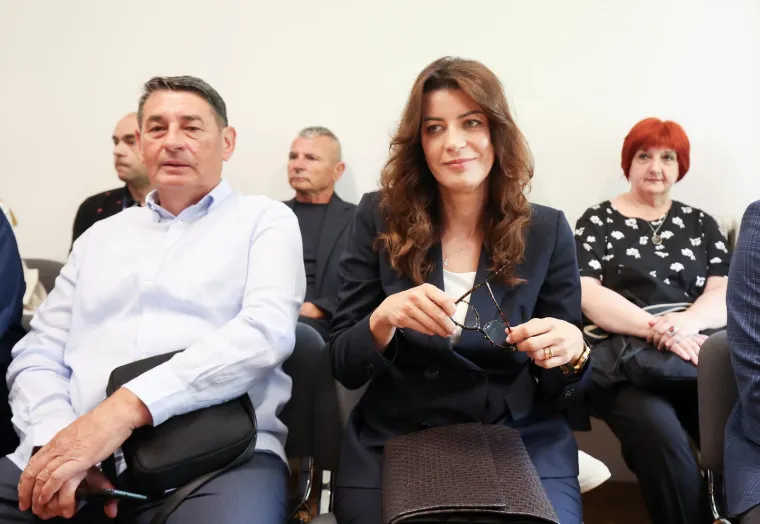 Josipa Plesić (ex Rimac) u sudnici: Blagi osmijeh, besprijekorna frizura i optužnice