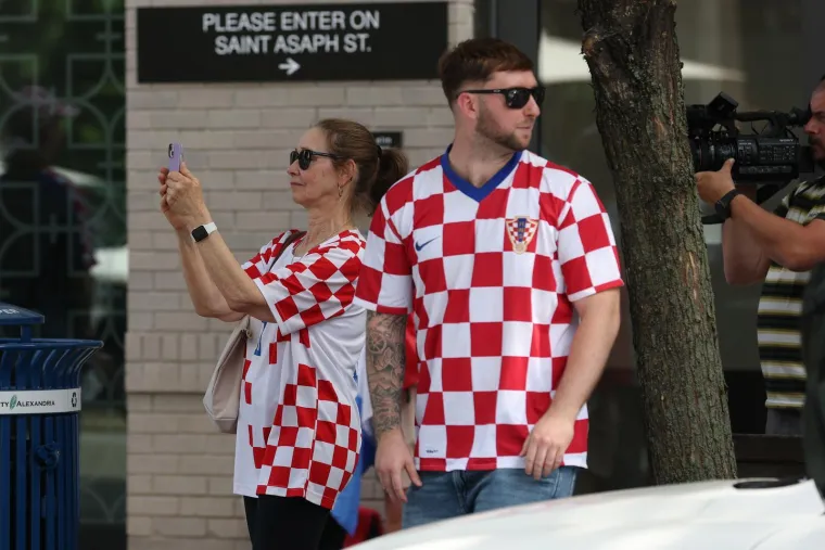 Hrvatska je stigla u Ameriku: Pogledajte doček navijača za Vatrene
