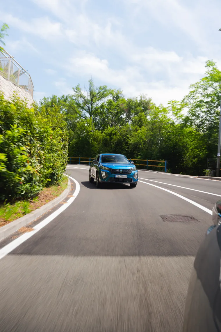 Malo drugačiji test: Peugeot u Istri i na Kvarneru predstavio novi 408 i osvježene modele