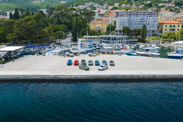 Malo drugačiji test: Peugeot u Istri i na Kvarneru predstavio novi 408 i osvježene modele