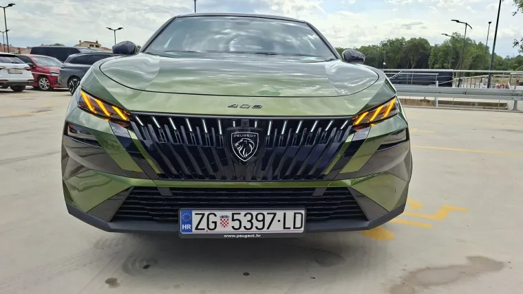 Malo drugačiji test: Peugeot u Istri i na Kvarneru predstavio novi 408 i osvježene modele
