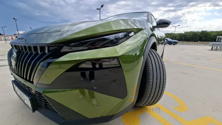 Malo drugačiji test: Peugeot u Istri i na Kvarneru predstavio novi 408 i osvježene modele