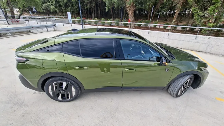 Malo drugačiji test: Peugeot u Istri i na Kvarneru predstavio novi 408 i osvježene modele