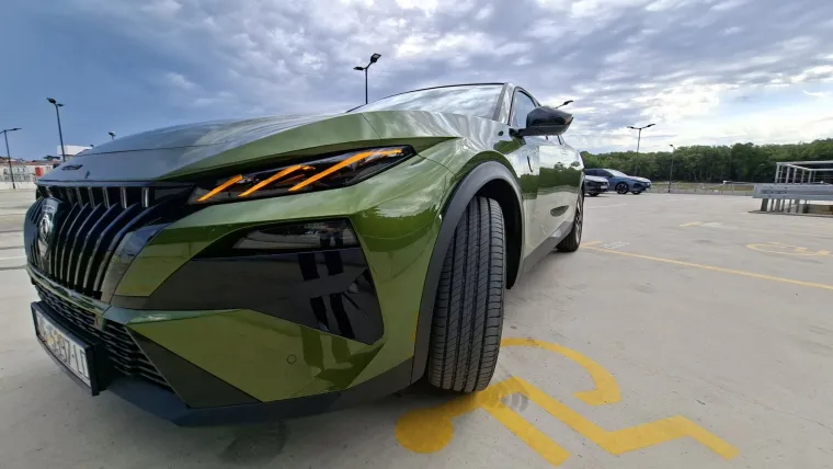Malo drugačiji test: Peugeot u Istri i na Kvarneru predstavio novi 408 i osvježene modele