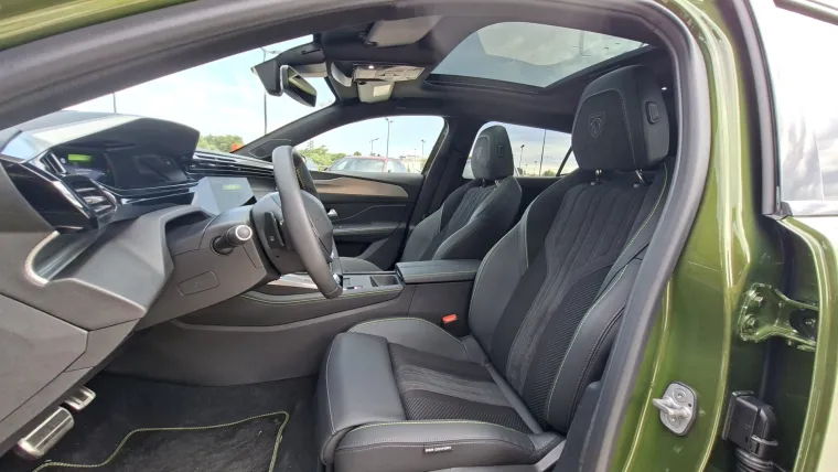 Malo drugačiji test: Peugeot u Istri i na Kvarneru predstavio novi 408 i osvježene modele