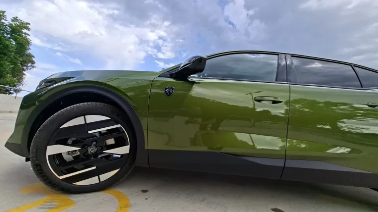 Malo drugačiji test: Peugeot u Istri i na Kvarneru predstavio novi 408 i osvježene modele