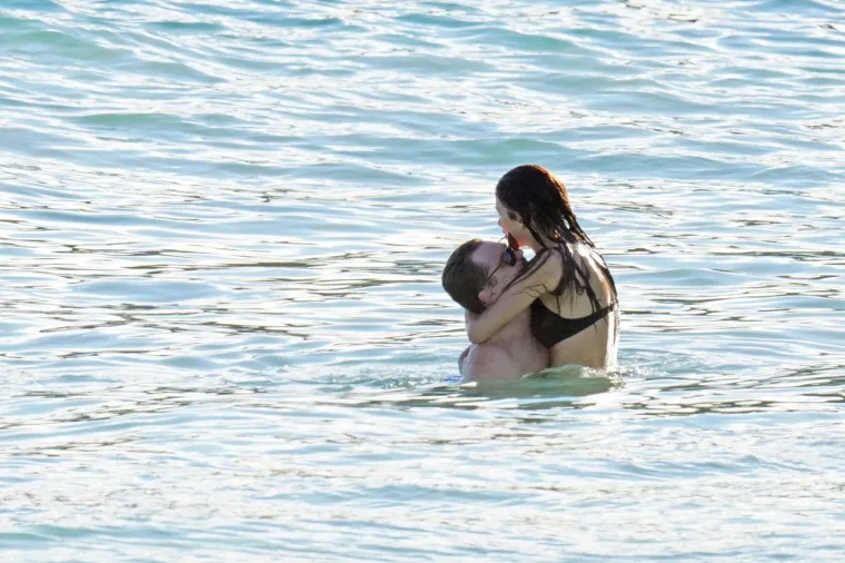 Izgleda kao miks Hailey Bieber i Kylie Jenner: Je li ona najzgodnija biv&scaron;a Leonarda DiCaprija?