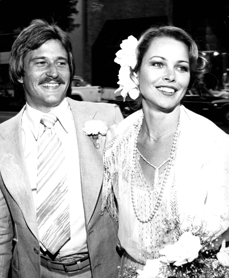 Život Michelle Phillips nalikovao je na horor film: Od kalifornijskog sna 60-ih do paklenog braka