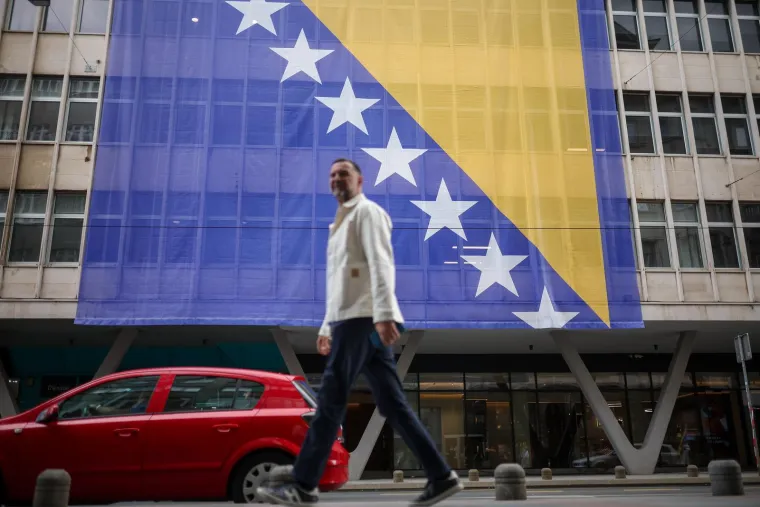 Pogledajte kako izgleda Sarajevo na dan utakmice, snimljeno i poznato lice