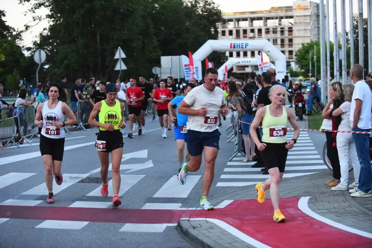 Vi&scaron;e od tisuću sudionika i kenijski trijumf obilježili veliku utrku