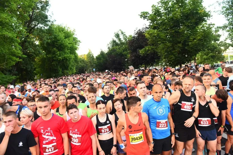 Vi&scaron;e od tisuću sudionika i kenijski trijumf obilježili veliku utrku