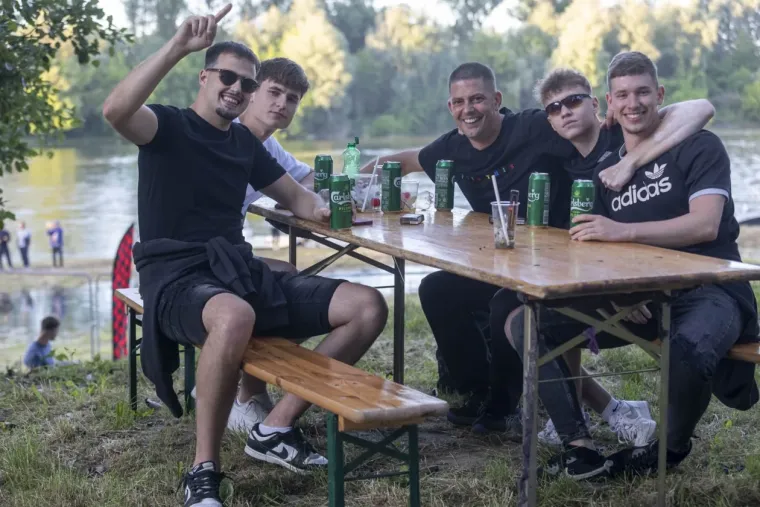 Pampas je gorio! Pogledajte ovo ludilo, svjetske DJ zvijezde stigle u Hrvatsku, do zore nisu stali
