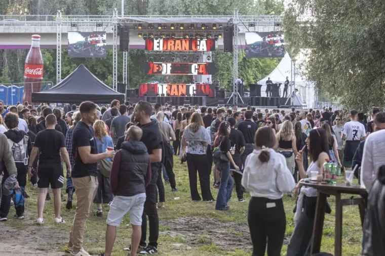 Pampas je gorio! Pogledajte ovo ludilo, svjetske DJ zvijezde stigle u Hrvatsku, do zore nisu stali