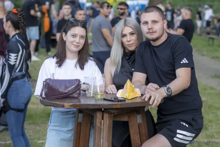 Pampas je gorio! Pogledajte ovo ludilo, svjetske DJ zvijezde stigle u Hrvatsku, do zore nisu stali