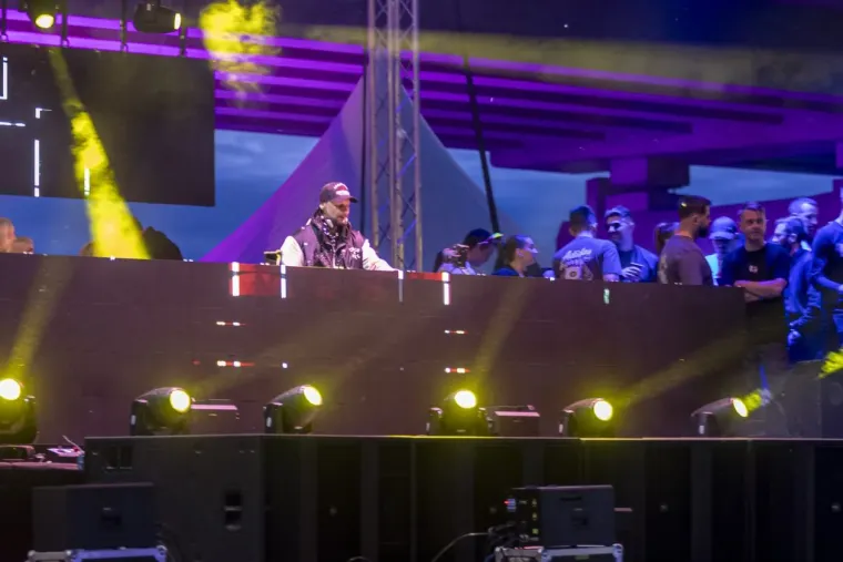 Pampas je gorio! Pogledajte ovo ludilo, svjetske DJ zvijezde stigle u Hrvatsku, do zore nisu stali
