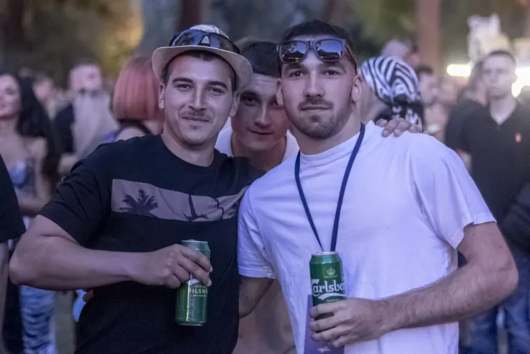 Pampas je gorio! Pogledajte ovo ludilo, svjetske DJ zvijezde stigle u Hrvatsku, do zore nisu stali