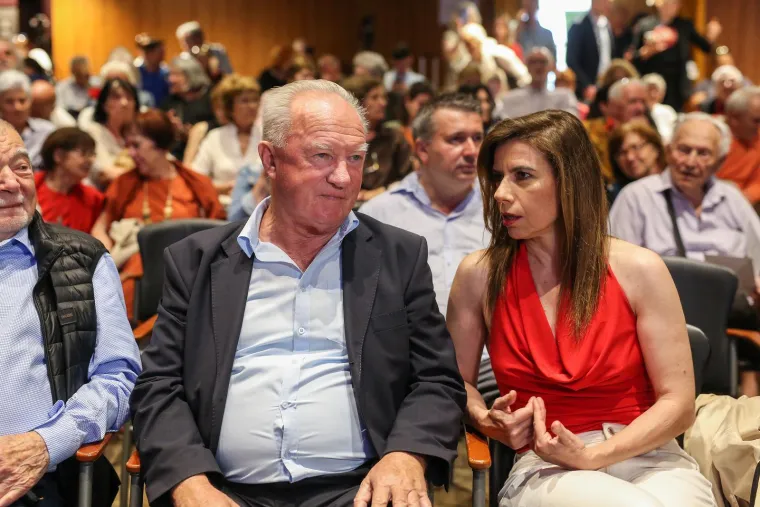 U Lisinskom održan koncert partizanske pjesme: Među gostima poznata lica, evo tko se pojavio