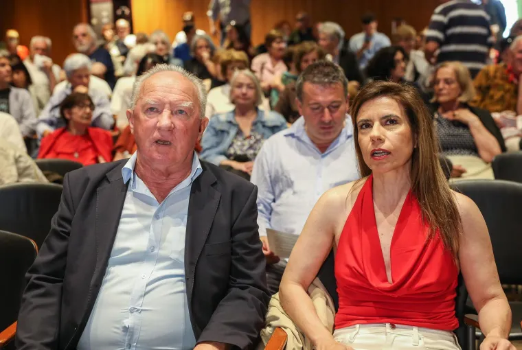 U Lisinskom održan koncert partizanske pjesme: Među gostima poznata lica, evo tko se pojavio