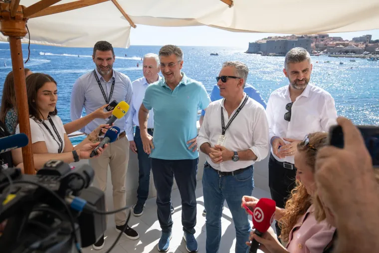 Plenković u Dubrovniku naletio na LeBrona Jamesa: Tražio i dobio ono &scaron;to svi žele