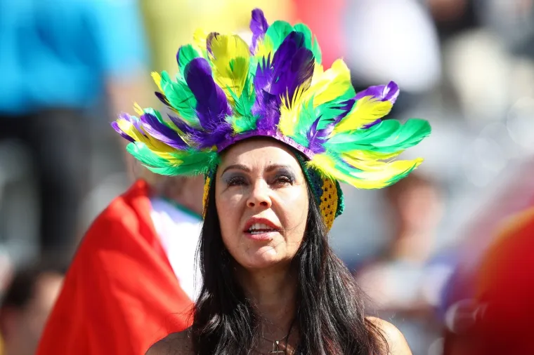 Brazilske navijačice su stigle, temperatura na stadionu je porasla