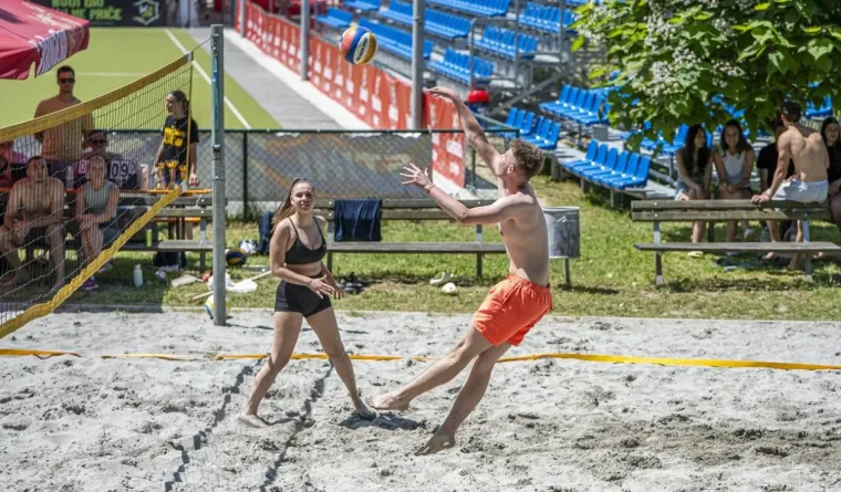 Svjetsko na horizontu, ali Dubovac krade pažnju: Odbojka na pijesku odu&scaron;evila prisutne!