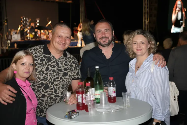 Kamere su ih obožavale: Ove ljepotice obilježile su Gra&scaron;in koncert u Nedeli&scaron;ću