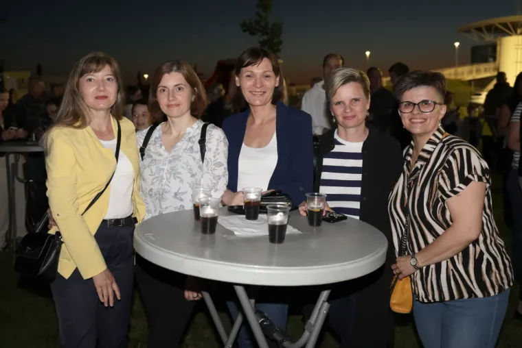 Kamere su ih obožavale: Ove ljepotice obilježile su Gra&scaron;in koncert u Nedeli&scaron;ću