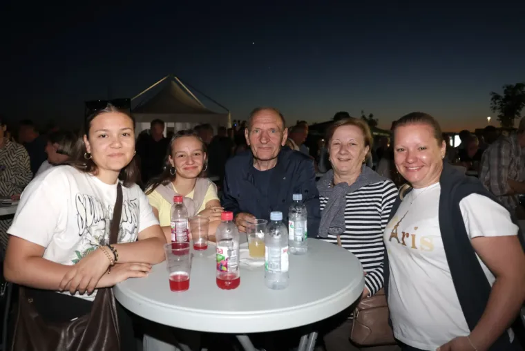 Kamere su ih obožavale: Ove ljepotice obilježile su Gra&scaron;in koncert u Nedeli&scaron;ću