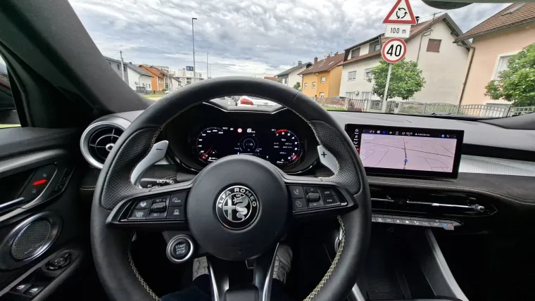 Vozili smo uzbudljivi novi SUV: Osvaja emocijama, a jedan prekidač mijenja sve