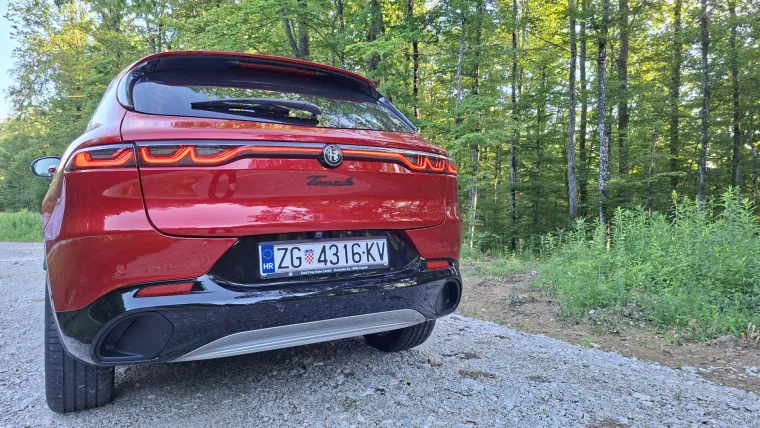Vozili smo uzbudljivi novi SUV: Osvaja emocijama, a jedan prekidač mijenja sve
