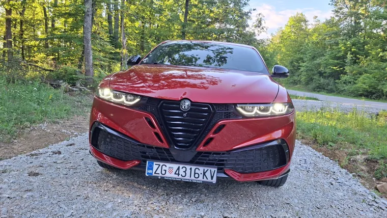 Vozili smo uzbudljivi novi SUV: Osvaja emocijama, a jedan prekidač mijenja sve