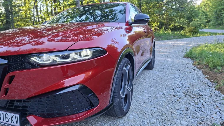 Vozili smo uzbudljivi novi SUV: Osvaja emocijama, a jedan prekidač mijenja sve