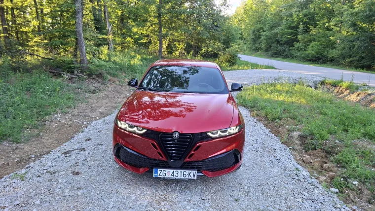 Vozili smo uzbudljivi novi SUV: Osvaja emocijama, a jedan prekidač mijenja sve
