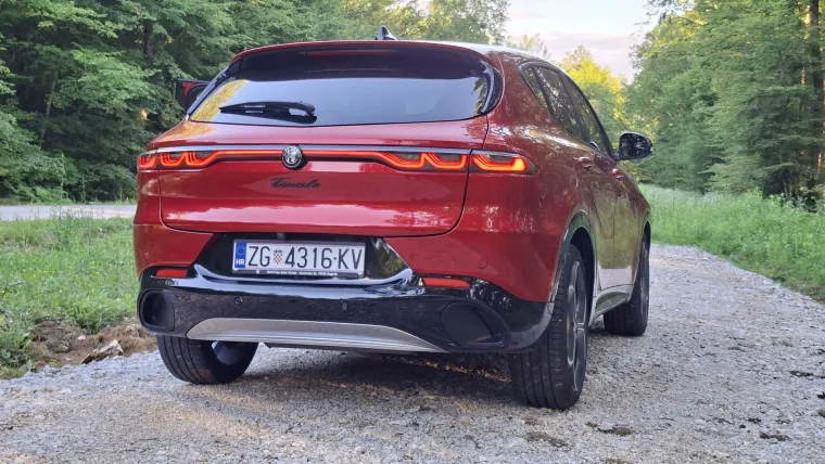 Vozili smo uzbudljivi novi SUV: Osvaja emocijama, a jedan prekidač mijenja sve