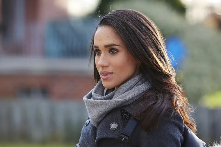 Od holivudske ljepotice do najomraženije osobe u Britaniji: Kako se Meghan mijenjala