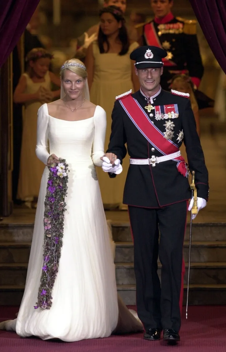 Sin joj u zatvoru zbog silovanja, ona neizlječivo bolesna: Tko je norve&scaron;ka princeza Mette-Marit?